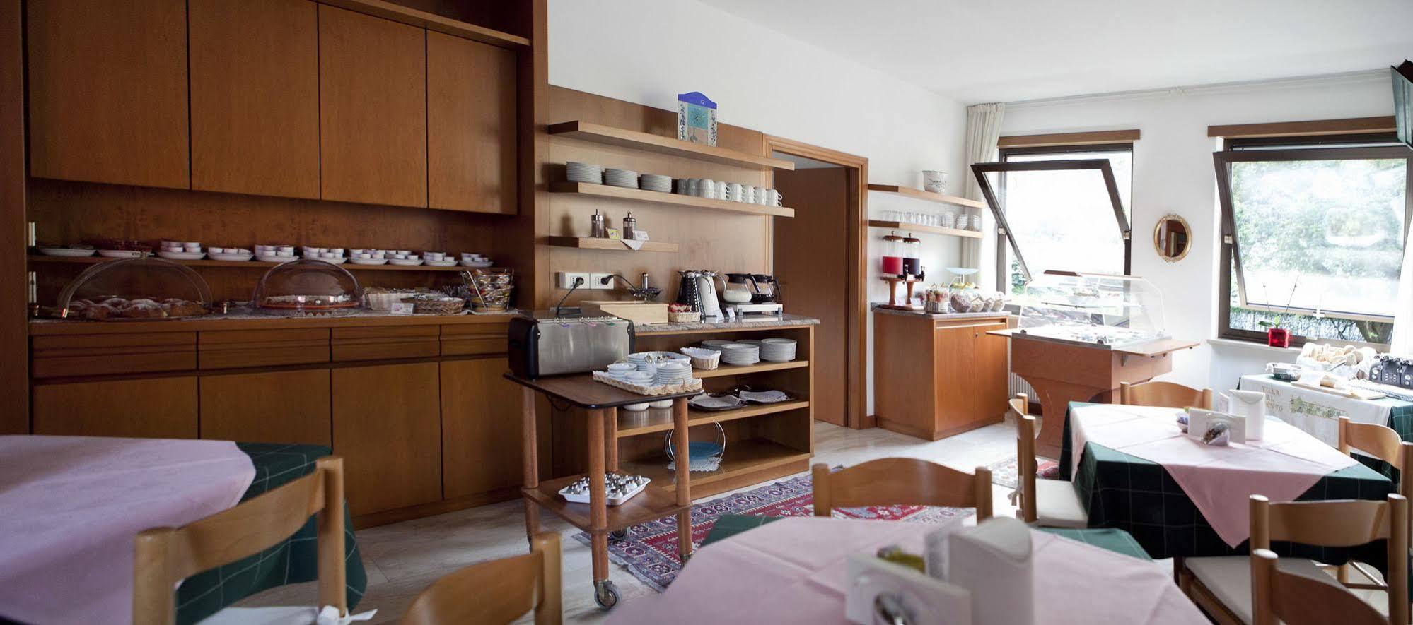 Hotel Villa Al Vento Torbole Sul Garda Eksteriør billede
