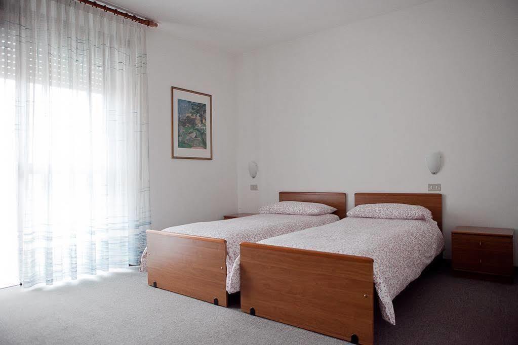 Hotel Villa Al Vento Torbole Sul Garda Eksteriør billede
