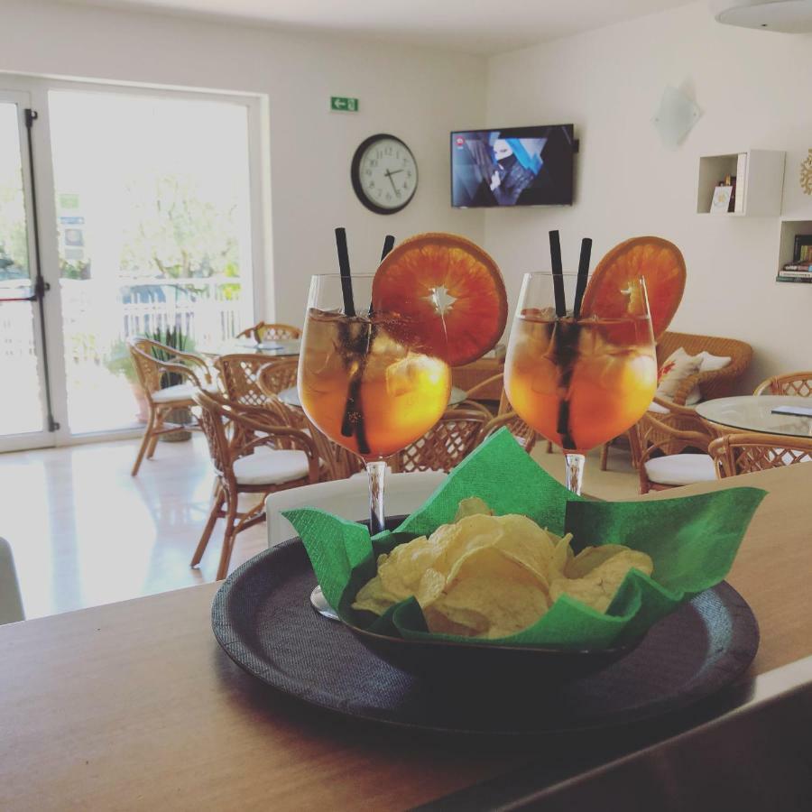 Hotel Villa Al Vento Torbole Sul Garda Eksteriør billede